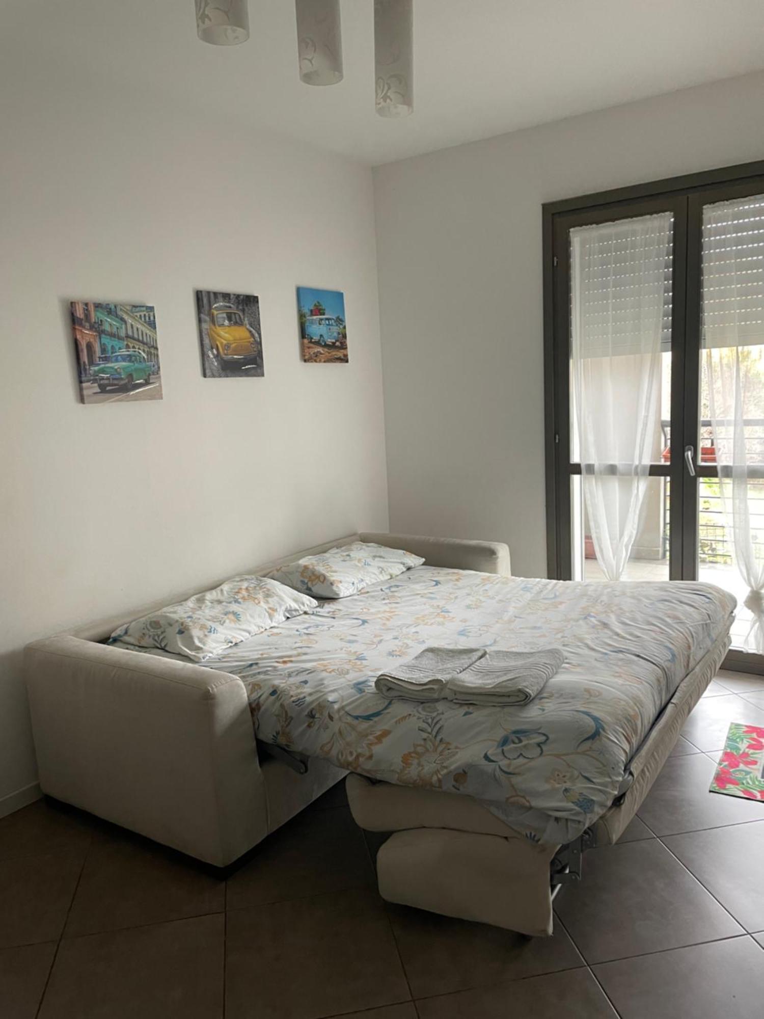 Apartamento Dolcecasaleogiu Con Parcheggio Coperto Gratuito Vitinia Exterior foto